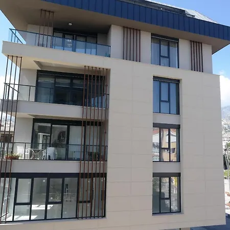 Apartmán Уютные Апартаменты В Центре Алании В 100 М От Моря *