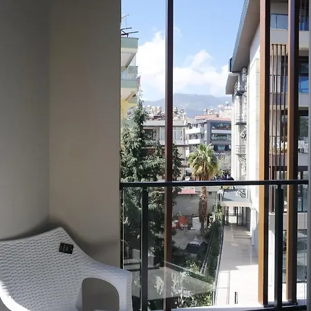 Apartmán Уютные Апартаменты В Центре Алании В 100 М От Моря Alanya