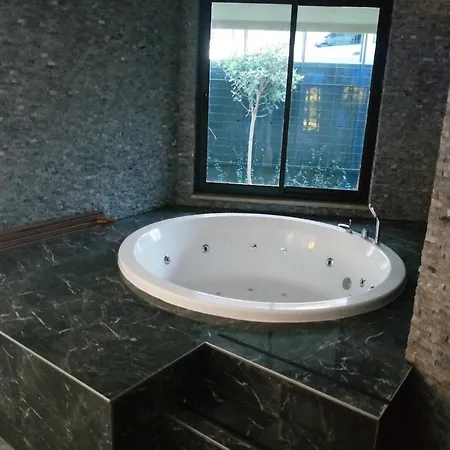 Apartament Уютные Апартаменты В Центре Алании В 100 М От Моря